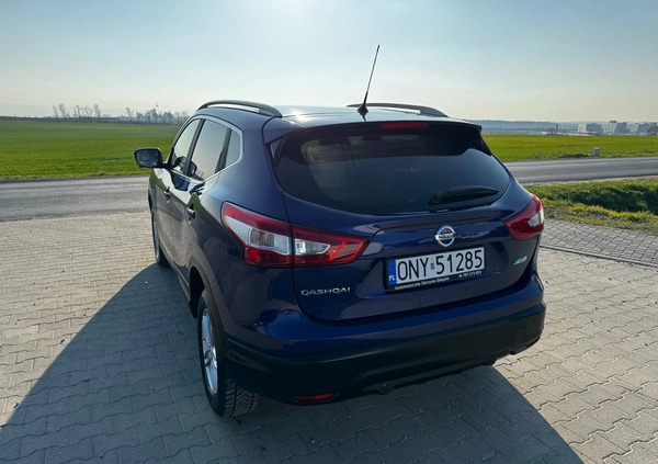 Nissan Qashqai cena 49999 przebieg: 200000, rok produkcji 2014 z Poddębice małe 562